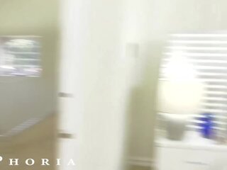 Cuplu descoperiri nud om în rental acasă seduce îl pentru bi | xhamster