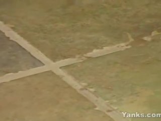 Yanks blondýna madison scott stříká