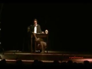 এলিস spisa পায় তার দুধ savagely জন্য 30 মিনিট