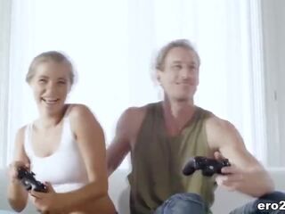 Carolina Sweets Attracted to Her Stepdad's Old schoolgirl | xHamster