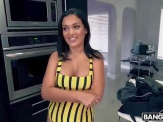 Bangbros - di belakang yang adegan dengan curvy latin hottie alina belle