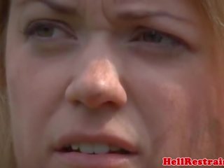Покірна prisoner смужки для чоловіче домінування