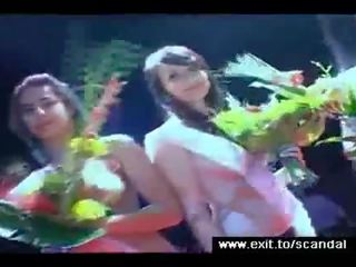 總 x 額定 視頻 disorder 在 一 黨 俱樂部 夾