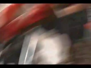 ルーキー ギャル 一緒に ととも​​に tats 食べること キュウリ