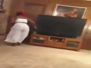 मेरे आंटी क्लीनिंग ऊपर: फ्री मोम डर्टी चलचित्र प्रदर्शन 5b